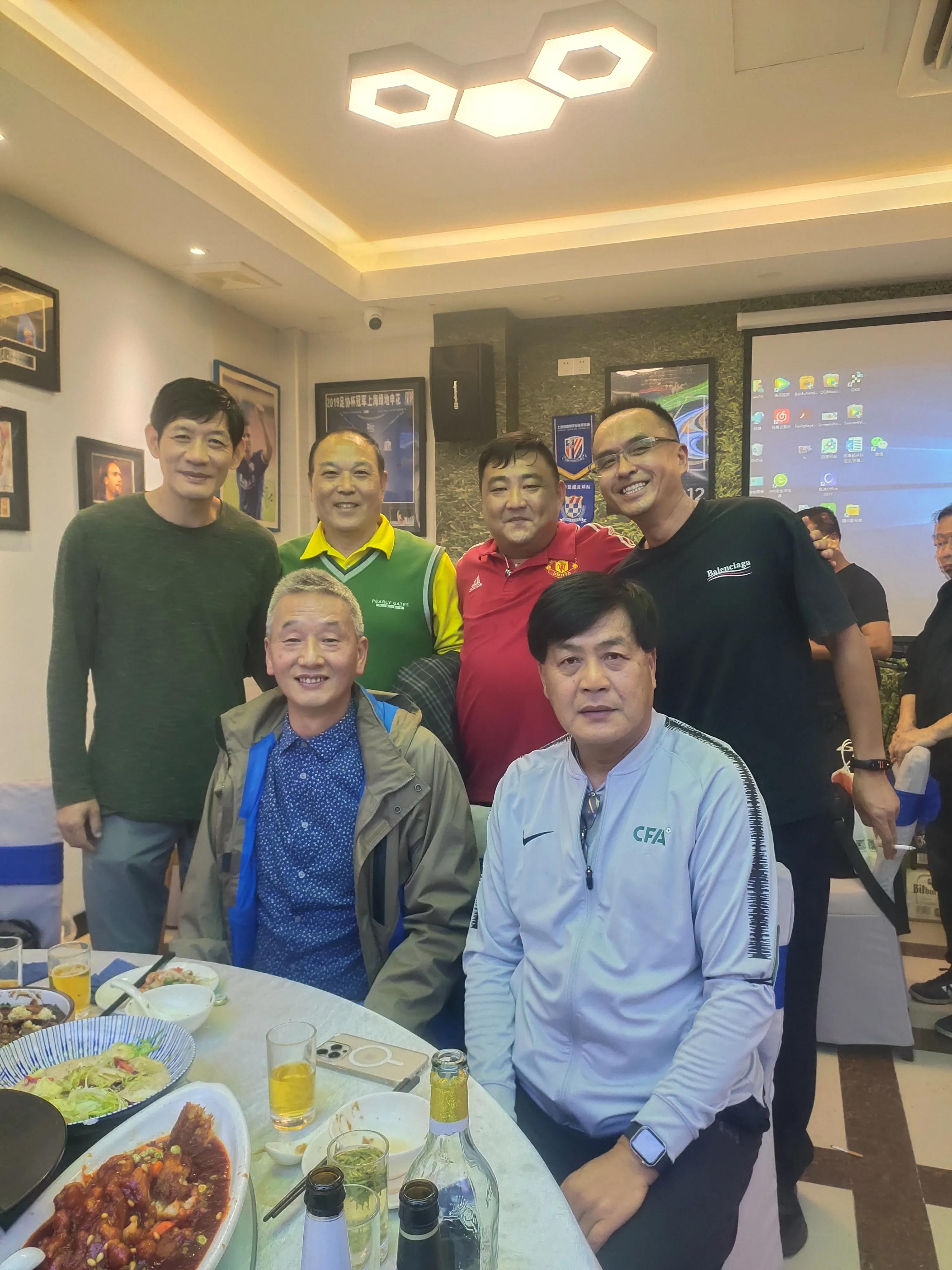 上海申花李中华,老上海足球队李中华