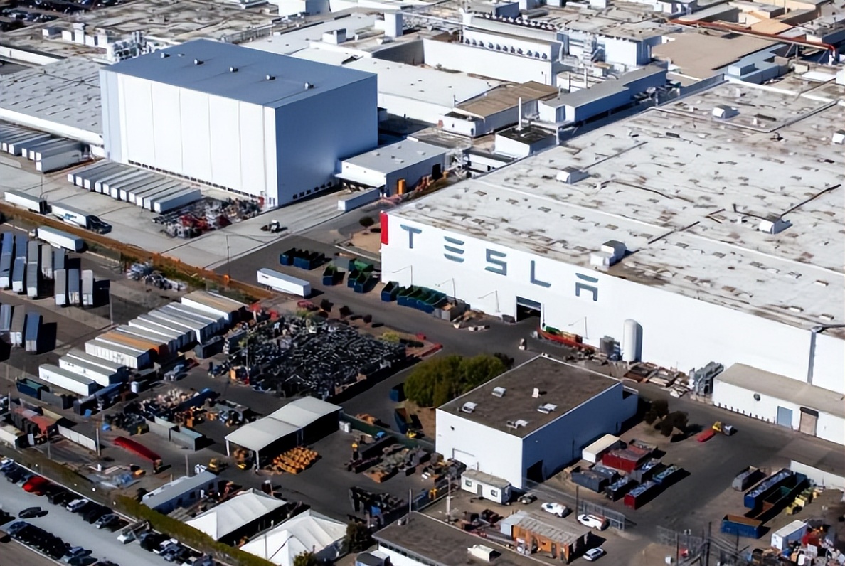 曹德旺捐100多亿给员工涨工资了吗,曹德旺给员工捐多少钱