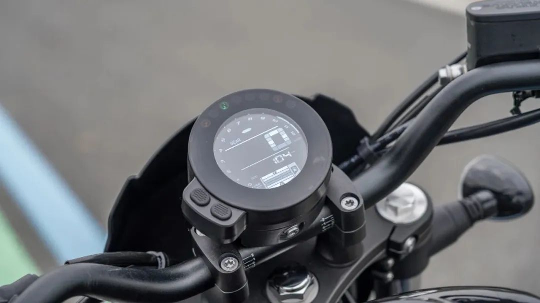 cm500苍云500实车对比,23款香帅苍云500max最近价格