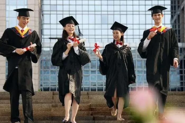 工科就业前景薪资高的是哪个专业,就业率最高的十大工科类专业排名