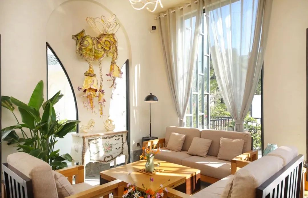 閲戠涔嬬害,閲戠鍗佹湀鍥藉簡涓鍋囨湡浣忓鏀荤暐