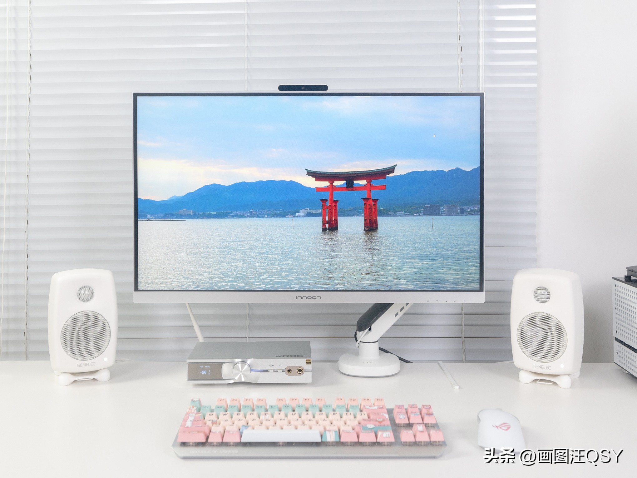 居家书桌升级改造：追剧听歌、居家办公也能很快乐