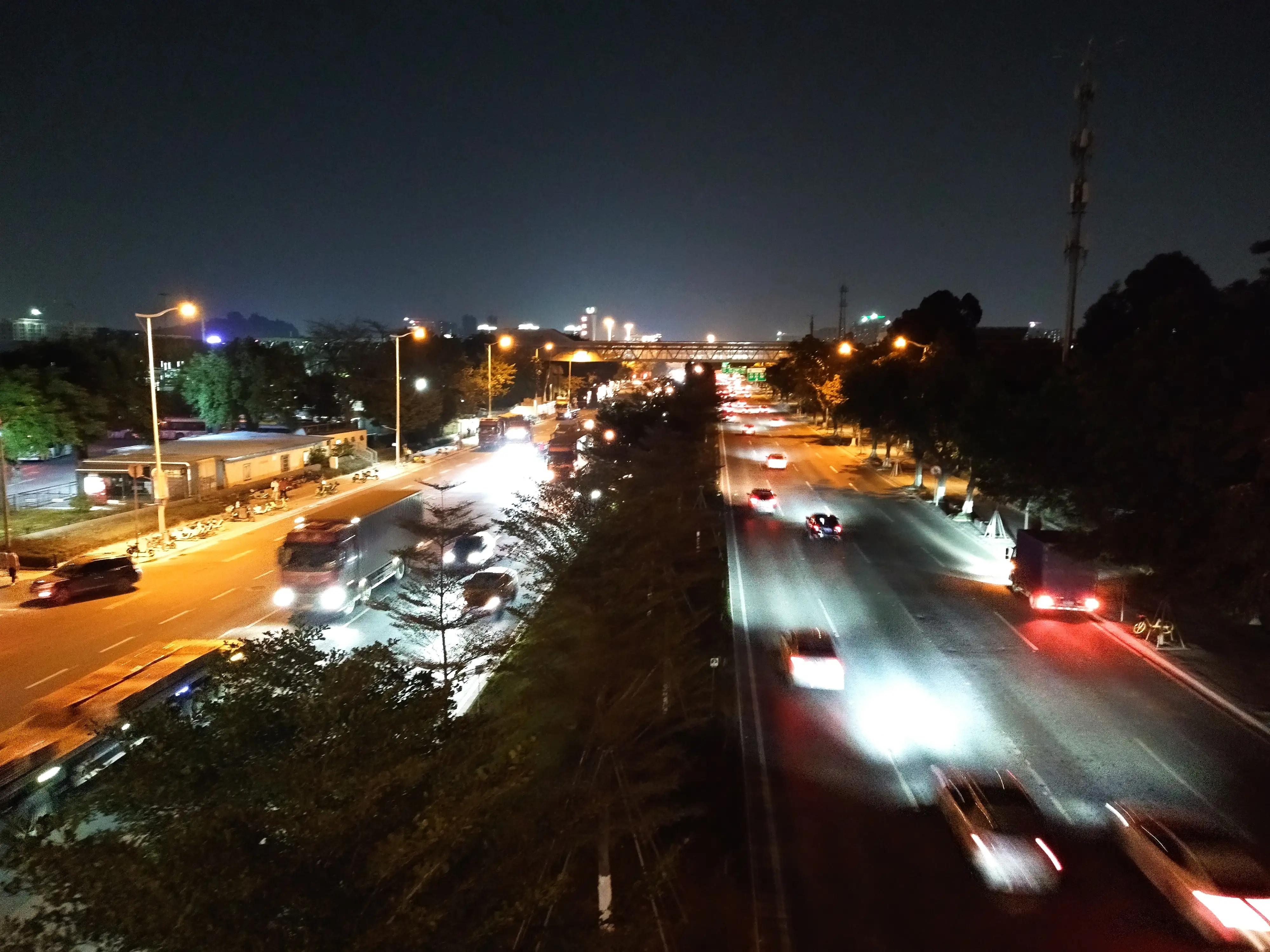 现在跑滴滴网约车还挣钱吗,加入滴滴网约车到底挣不挣钱