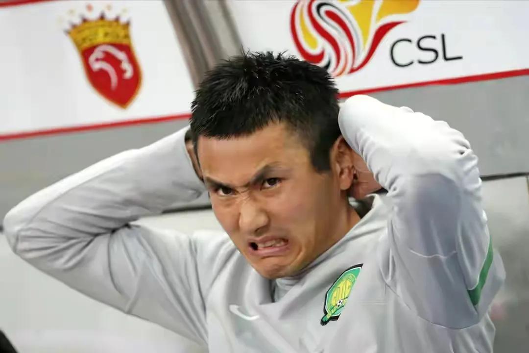 足球不是花里胡哨的过人,足球不是打打杀杀讲的是人情世故