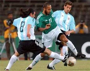 独裁者和足球01：利比亚的卡扎菲