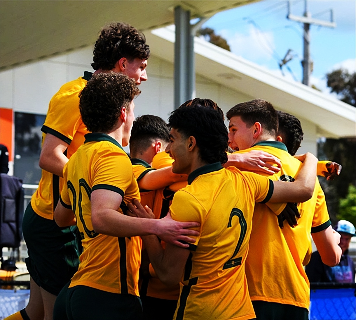 拼劲十足但实力有限U17不甘落败，最佳第十二人：我喜欢抢镜