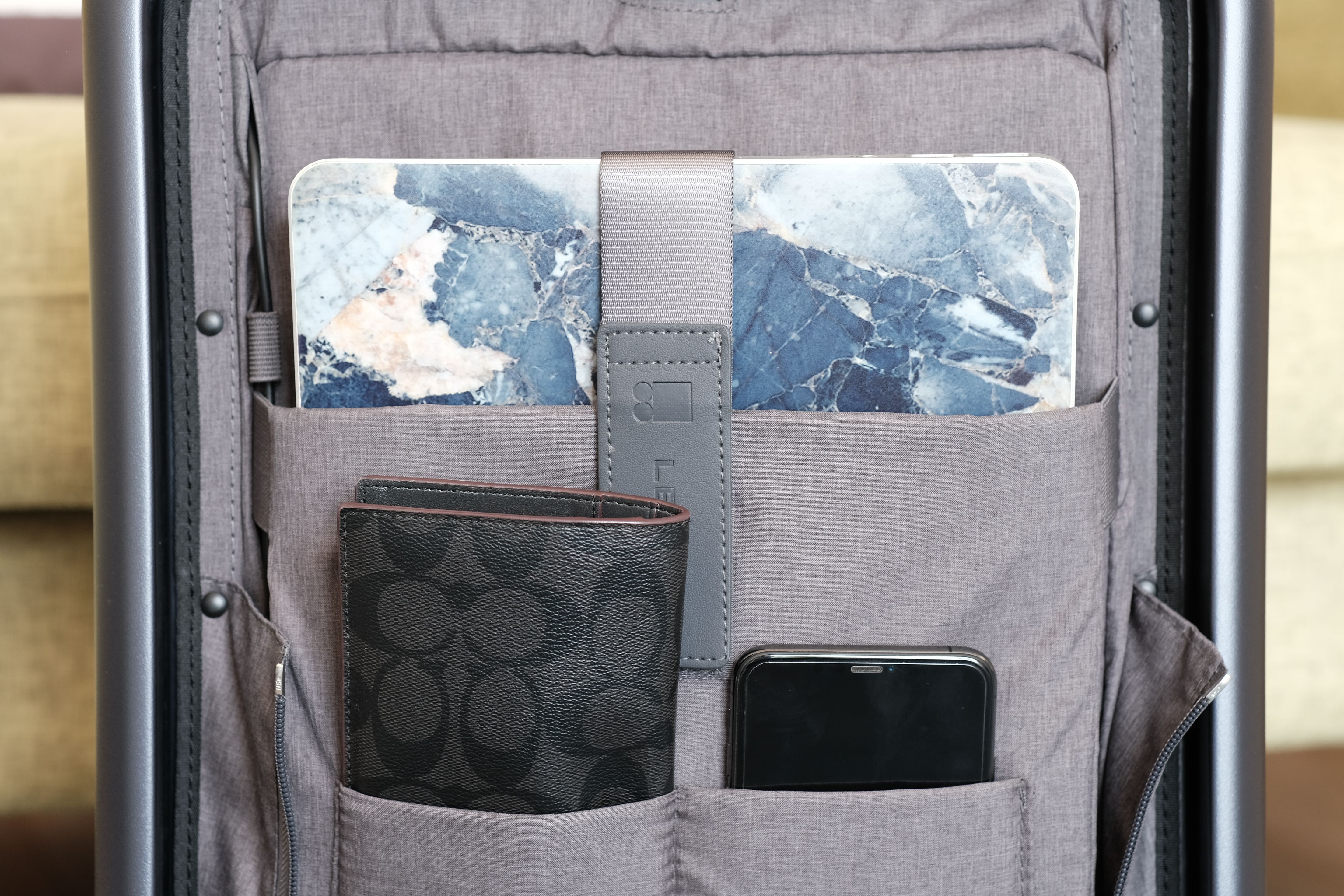 简约有范儿地平线8号行李箱,地平线八号行李箱推荐