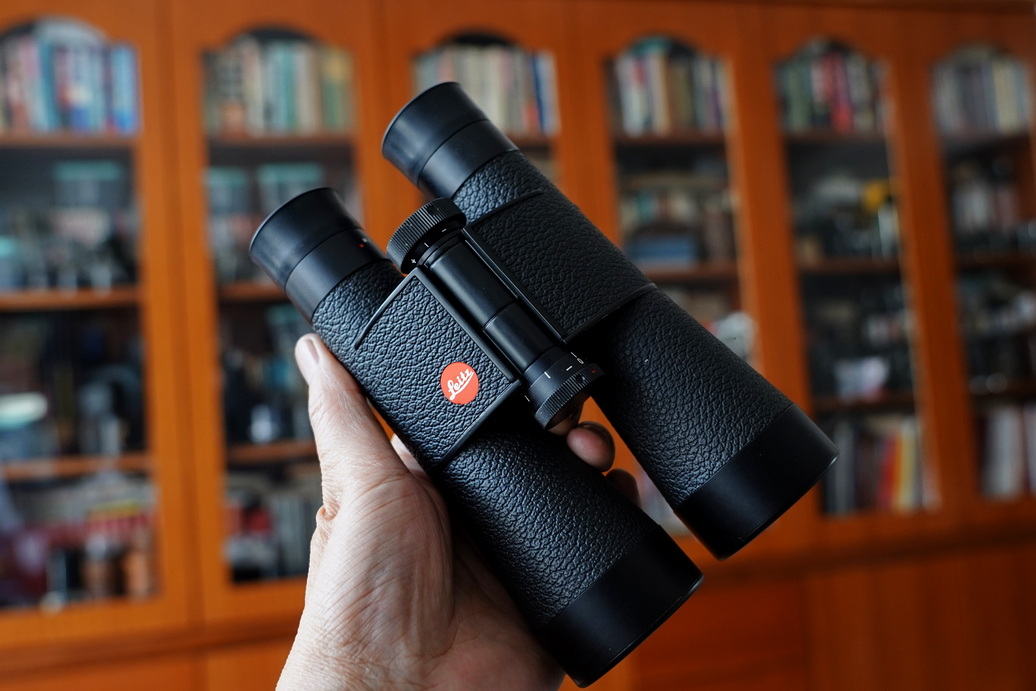 一树梨花压海棠:是*用军**望远镜好?还是名牌望远镜好?