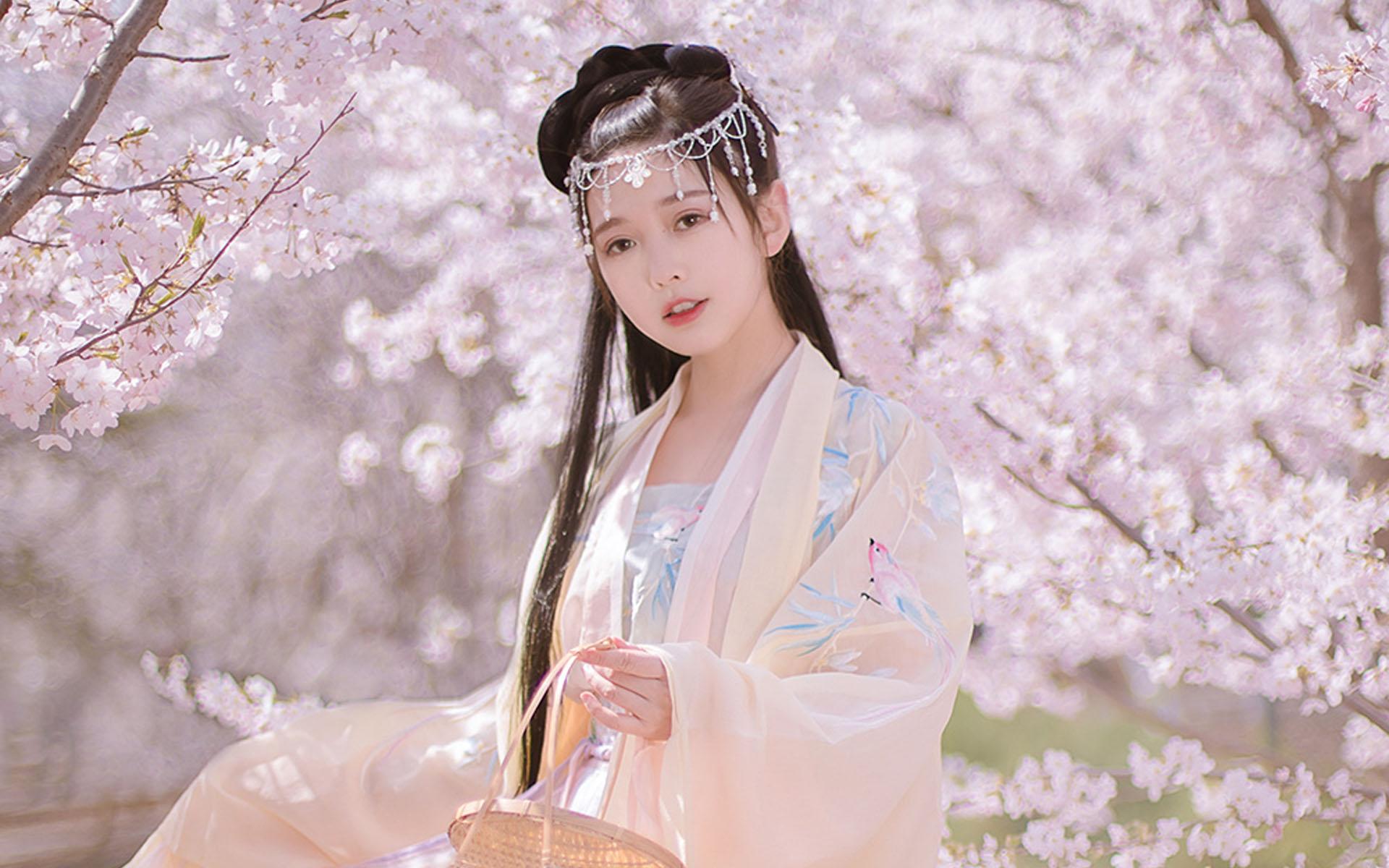 关于桃花的名言名句和诗句,描写桃花诗句经典名句有哪些