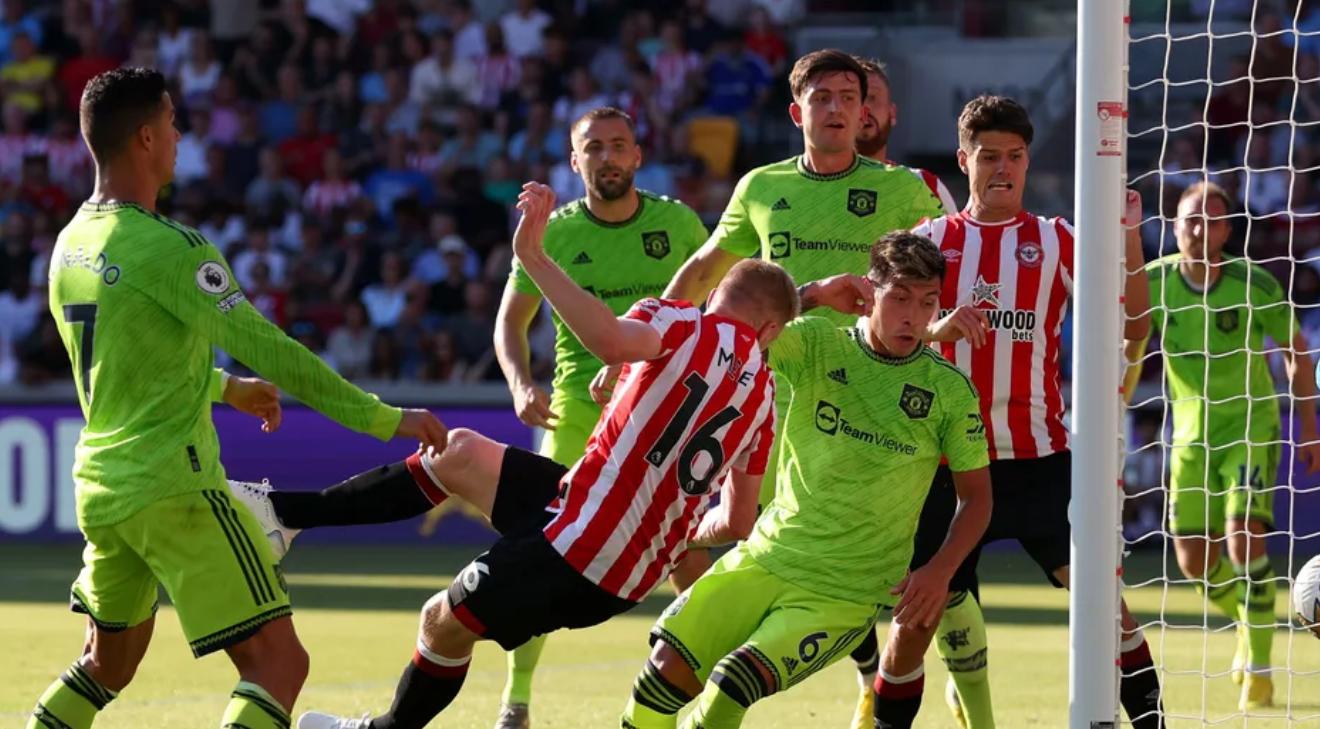 曼联曼城积分榜最新排名,曼联在巅峰时曼城却降级