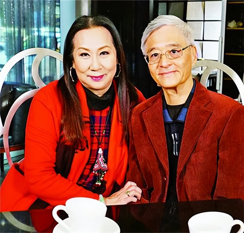 奚秀兰家庭现状,奚秀兰现况如何