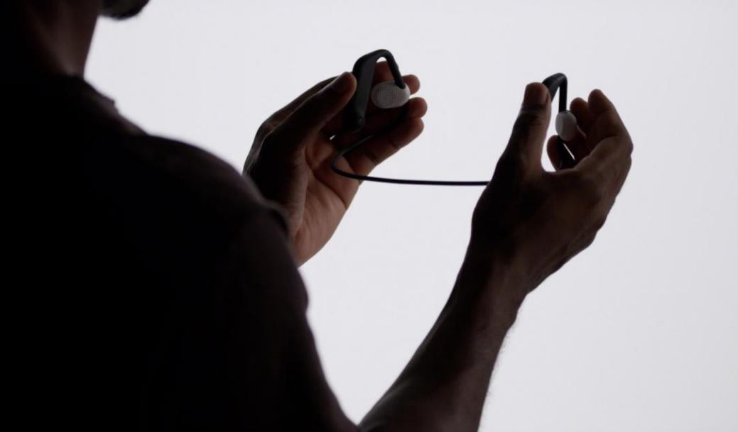 索尼开放式耳机floatrun,索尼floatrun漏音