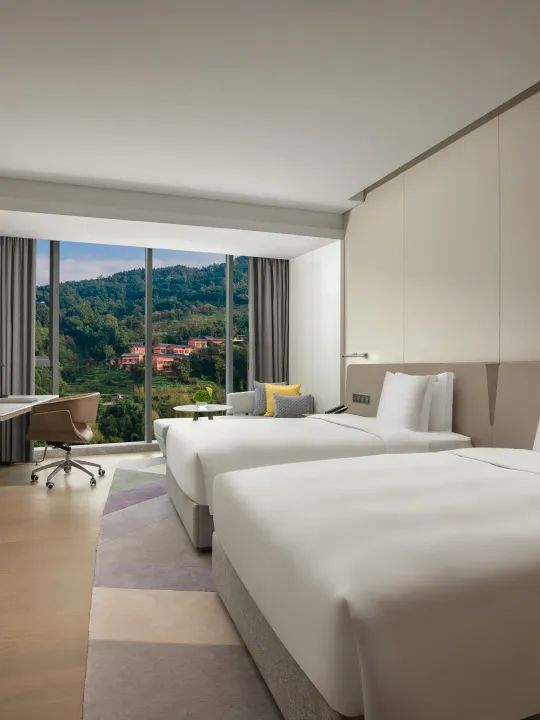 雅安皇冠假日酒店一晚多少钱,雅安市皇冠假日酒店预订