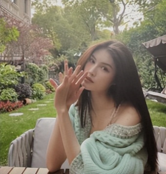 超模何穗崔始源,崔始源刘雯何穗