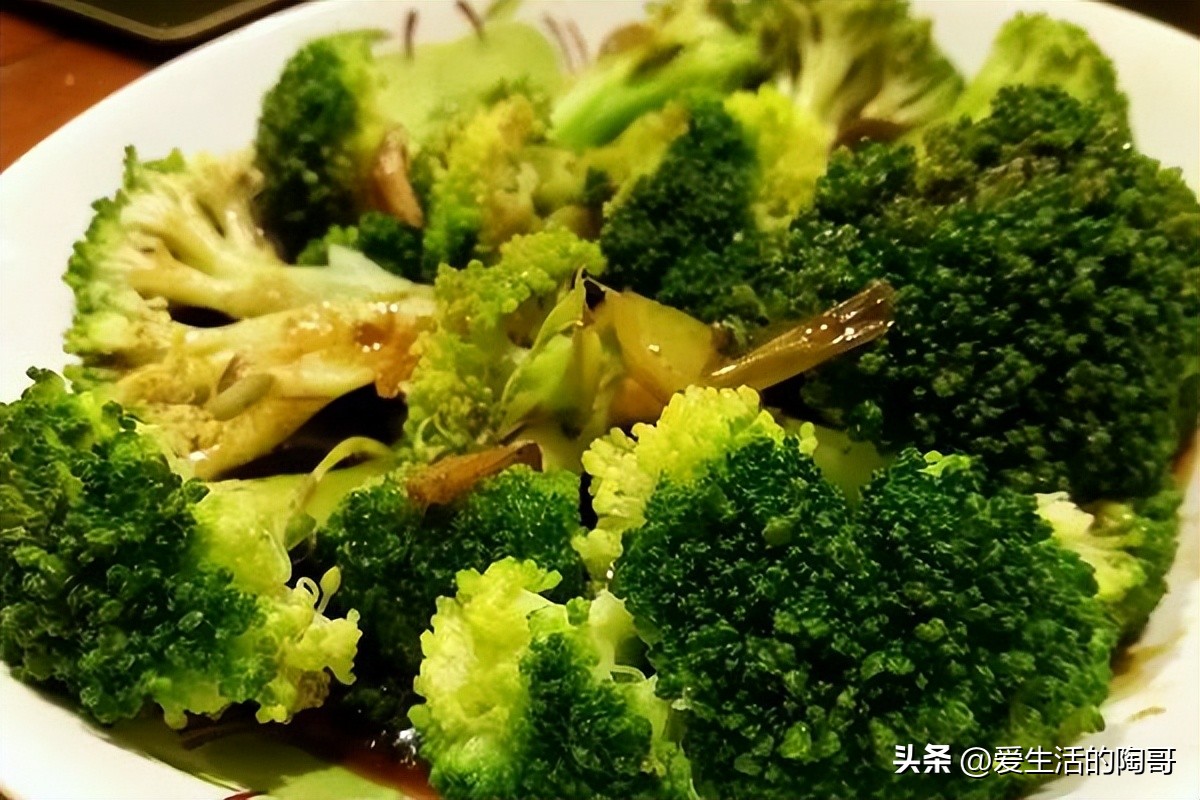 晚饭只吃一道减肥食谱,晚上吃什么解馋又健康减肥