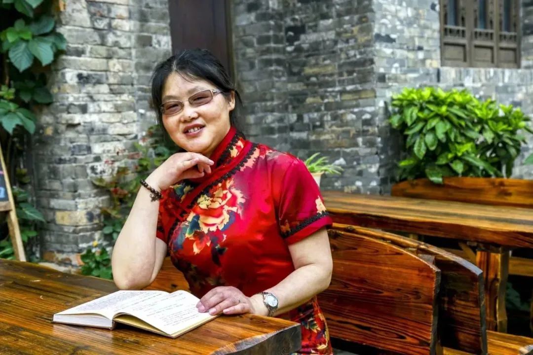 致三十周岁的宝贝儿子李淑华（江苏）《浪子情怀》诗歌集