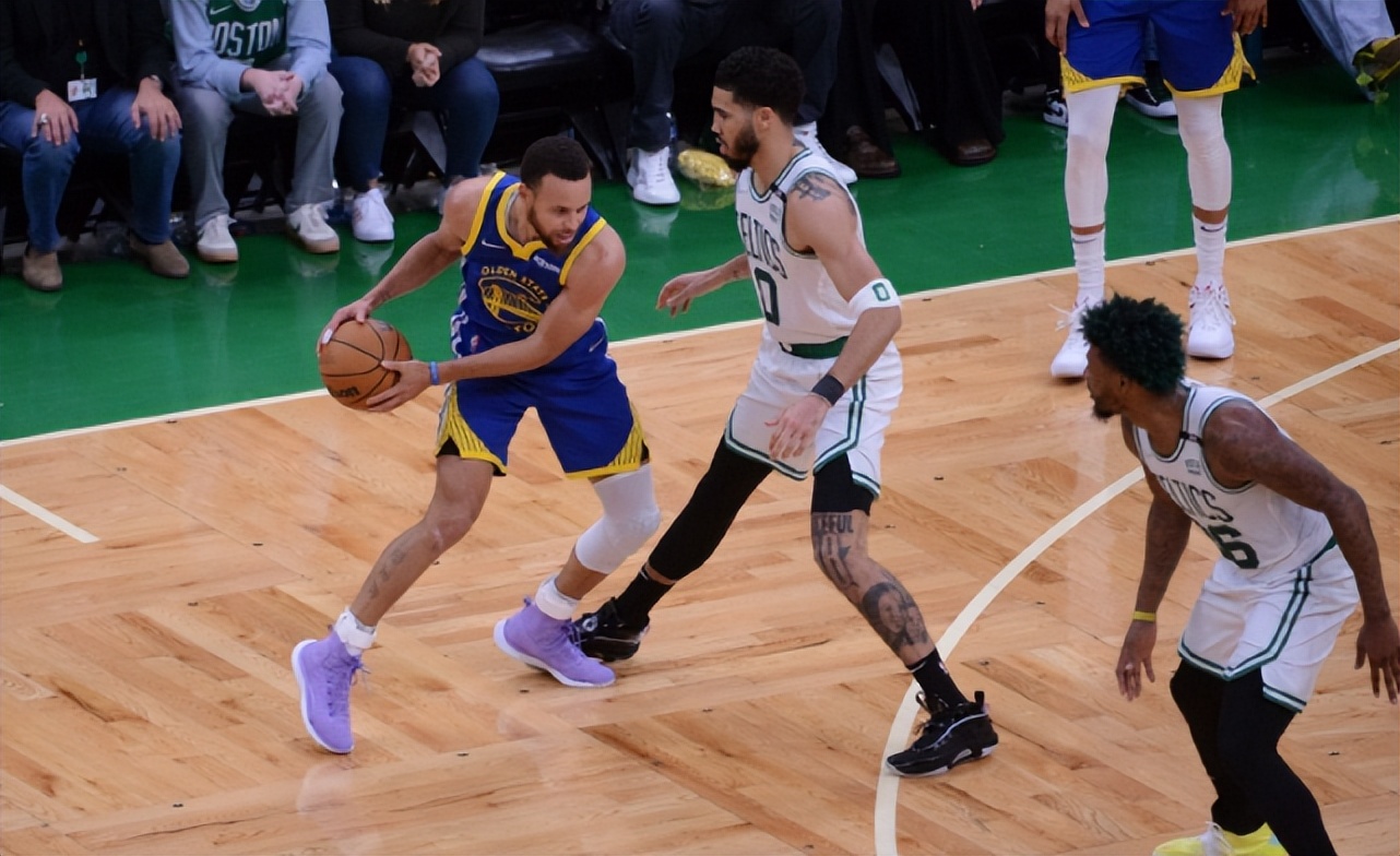 凯尔特人签约欧文,凯尔特人最新签约杰伦布朗