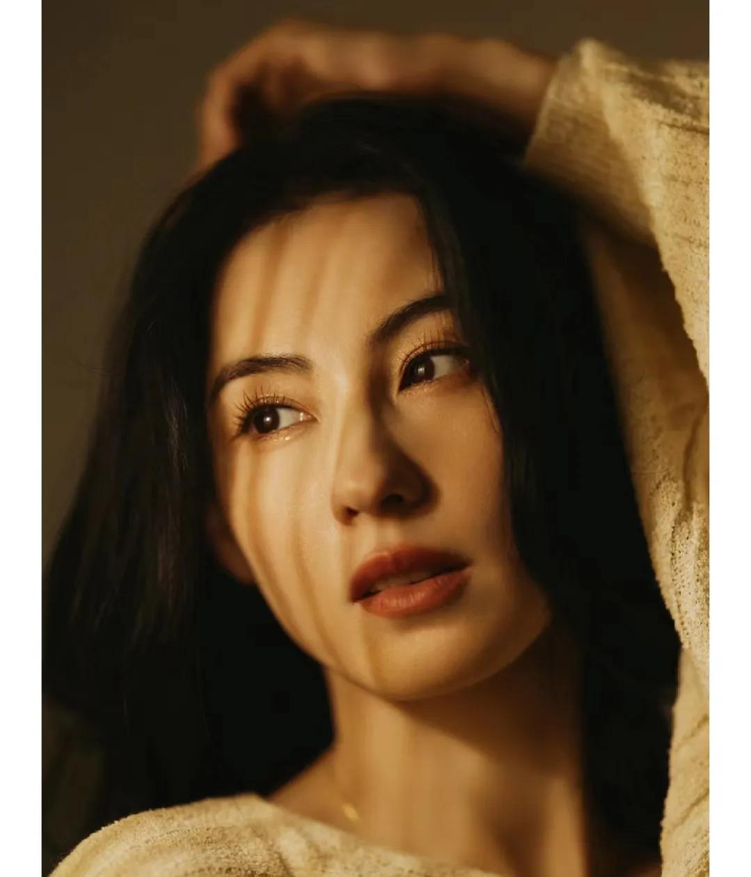 港风张柏芝盛世容颜,曾被媒体称作玉女掌门人的张柏芝