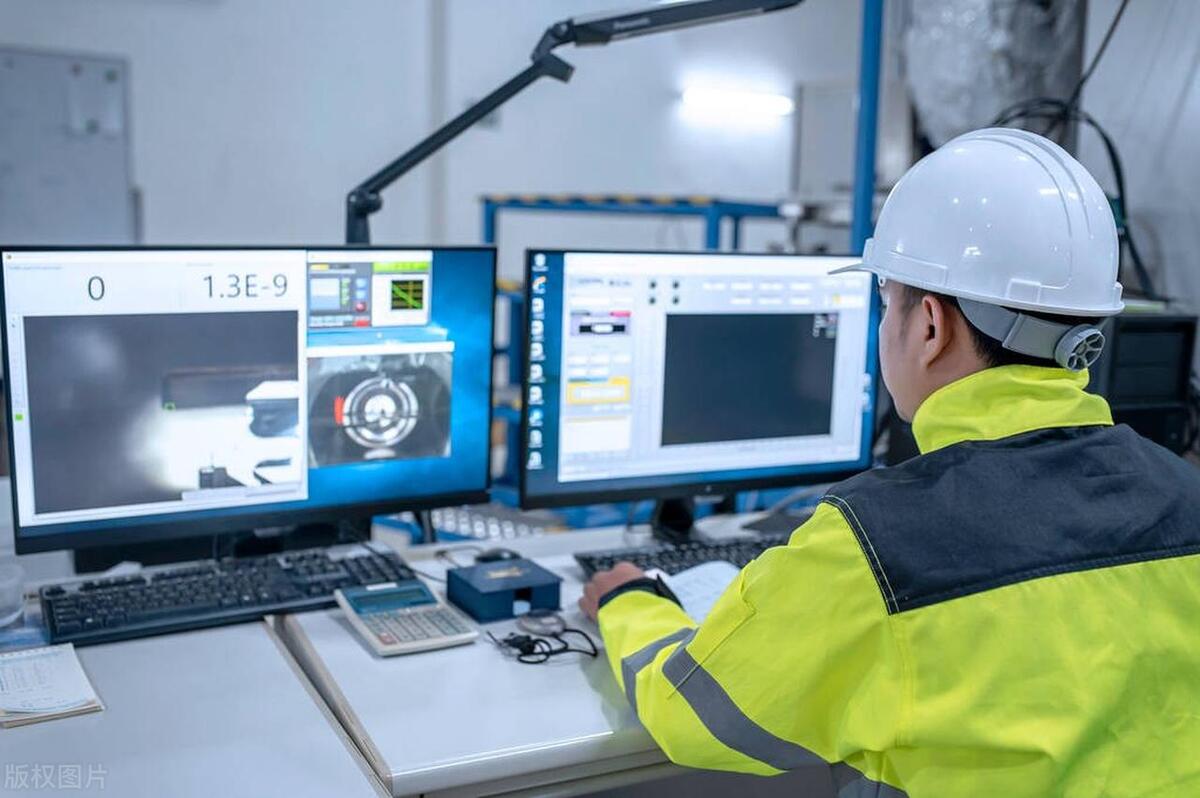 填志愿什么专业就业前景好,报志愿热门专业及就业前景