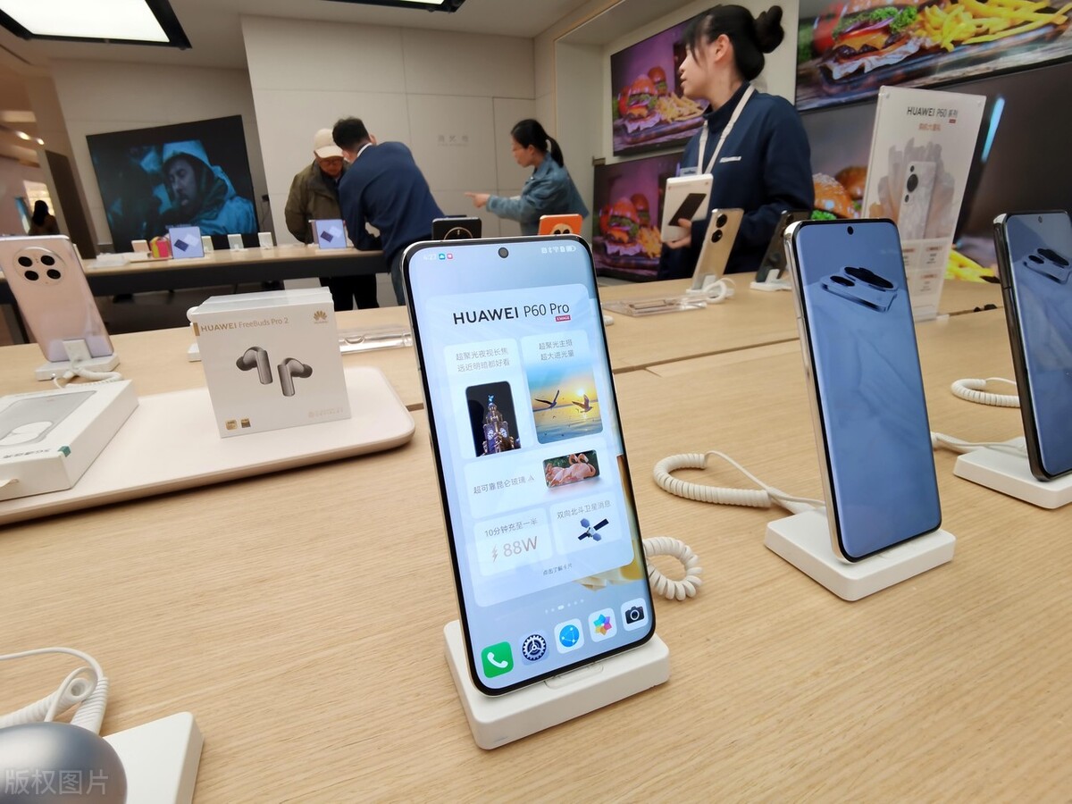 华为p60与苹果14哪个拍照更好,华为p60和苹果放大拍照对比