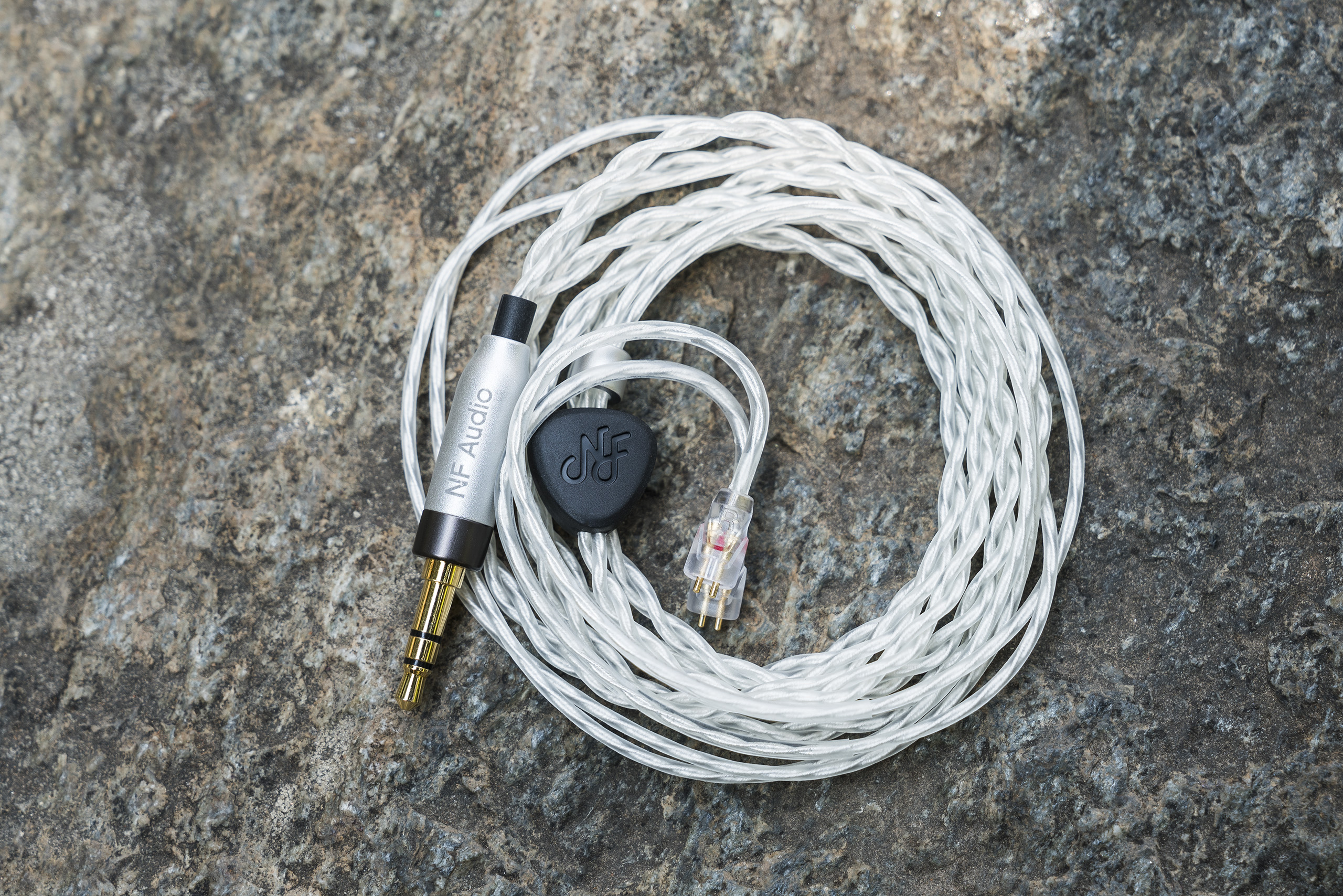 #巡洋笔记#千元内随身耳机推荐：要好听，更要性价比