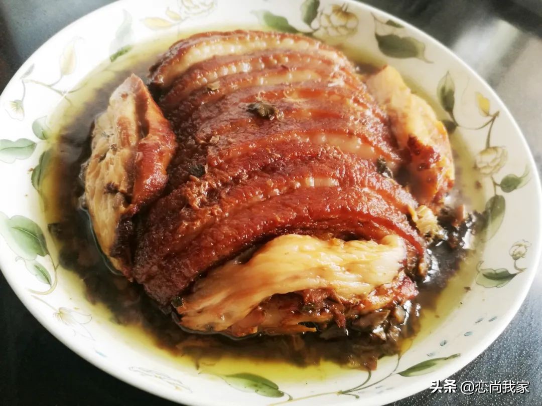 扣肉怎么做最好吃，要软糯不油腻，这些细节一个也不能少