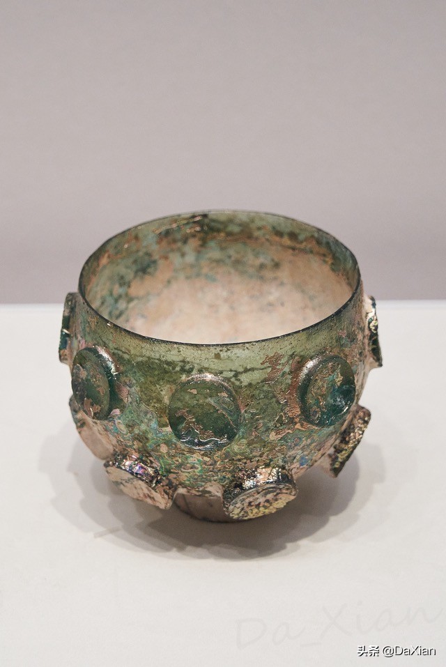 异彩纷呈：古代东西文明交流中的玻璃艺术之三（4）