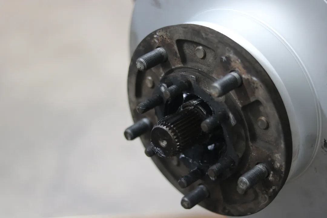 翻新陆巡lc100,陆巡lc100老款改装新款最佳案例