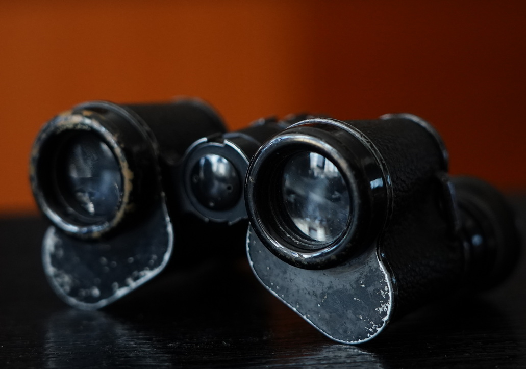 收藏经典望远镜 (古典棱镜望远镜)