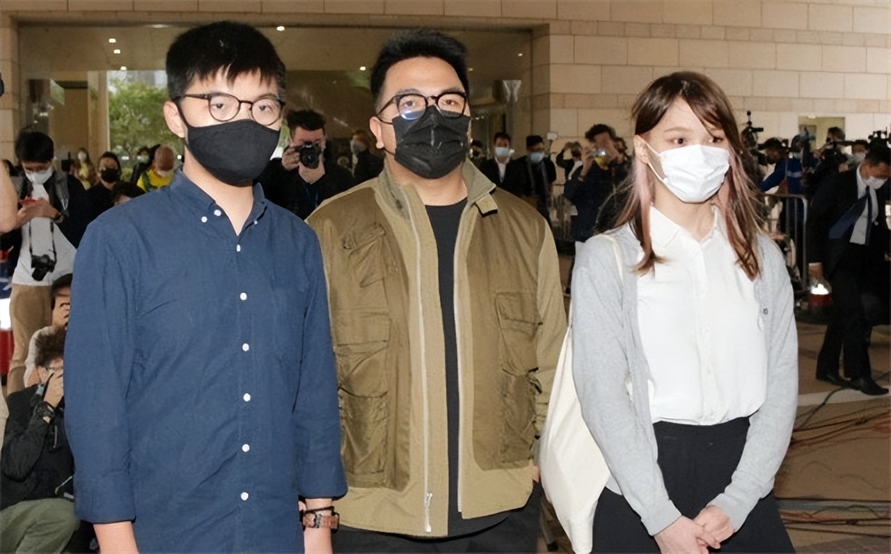 港独黄之锋：美国一手扶持的“提线木偶”，靠*华反**反港换名利双收