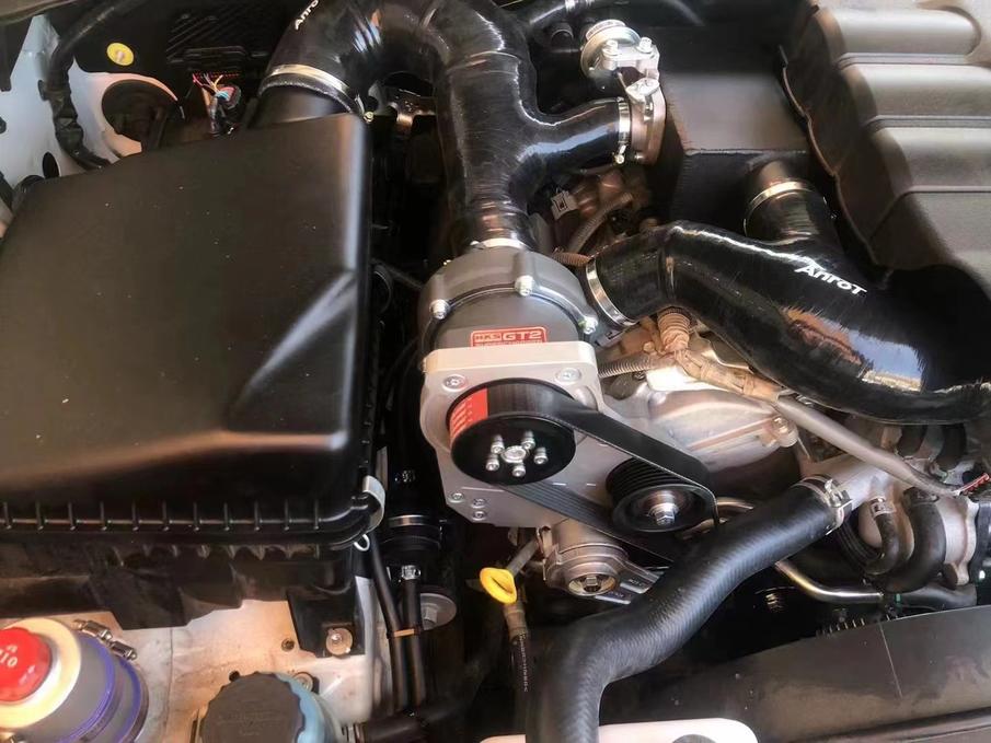 陆巡3800,陆巡4.0马力有几个版本