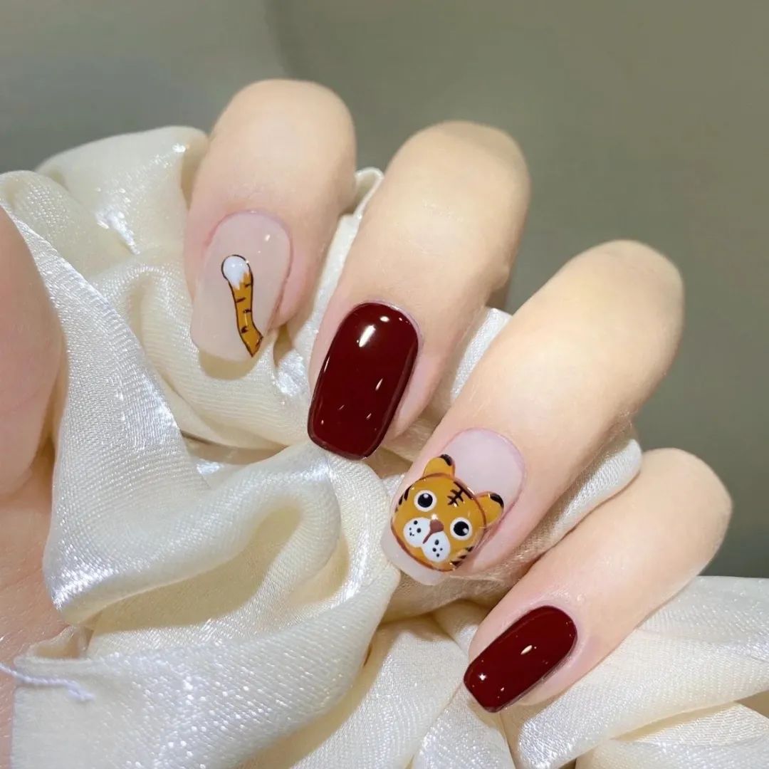 秋冬纯色美甲显白高级跳色高清,夏日美甲显白短甲可爱卡通儿童