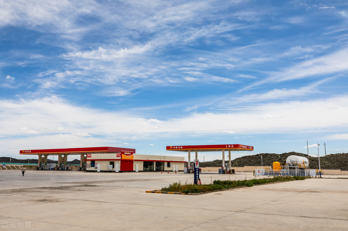 疆内旅游攻略必去景点大全,疆内五一旅游路线图