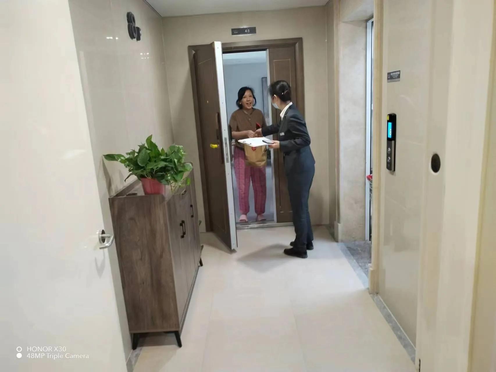 疫情无情人间有情正能量,疫情无情人有情互帮互助显大爱