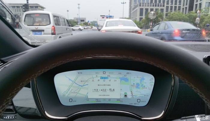 比亚迪汉dm大雨天怎么开安全,比亚迪汉dm-i尊享型夜间行驶