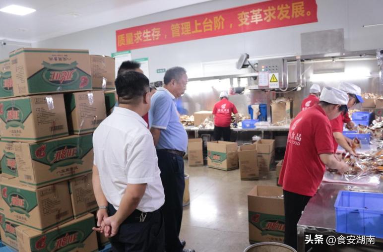 一款卤味零食劲仔深海小鱼销量稳居行业第一，走向世界