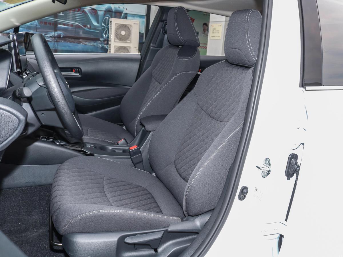 丰田亚洲狮高速加速表现,2023款丰田亚洲狮功能讲解