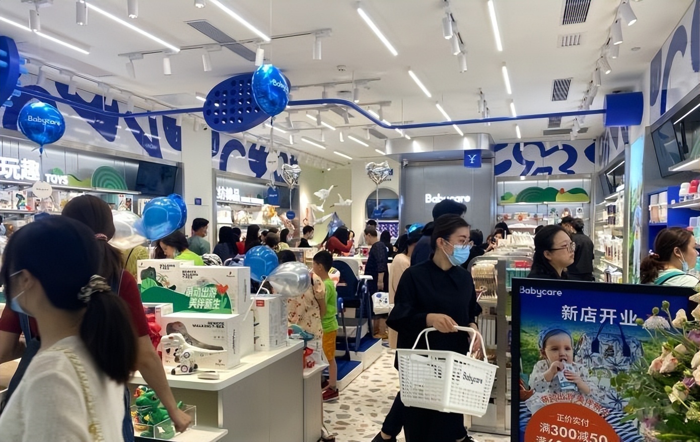 90后反套路带娃,90后带娃反向操作买玩具