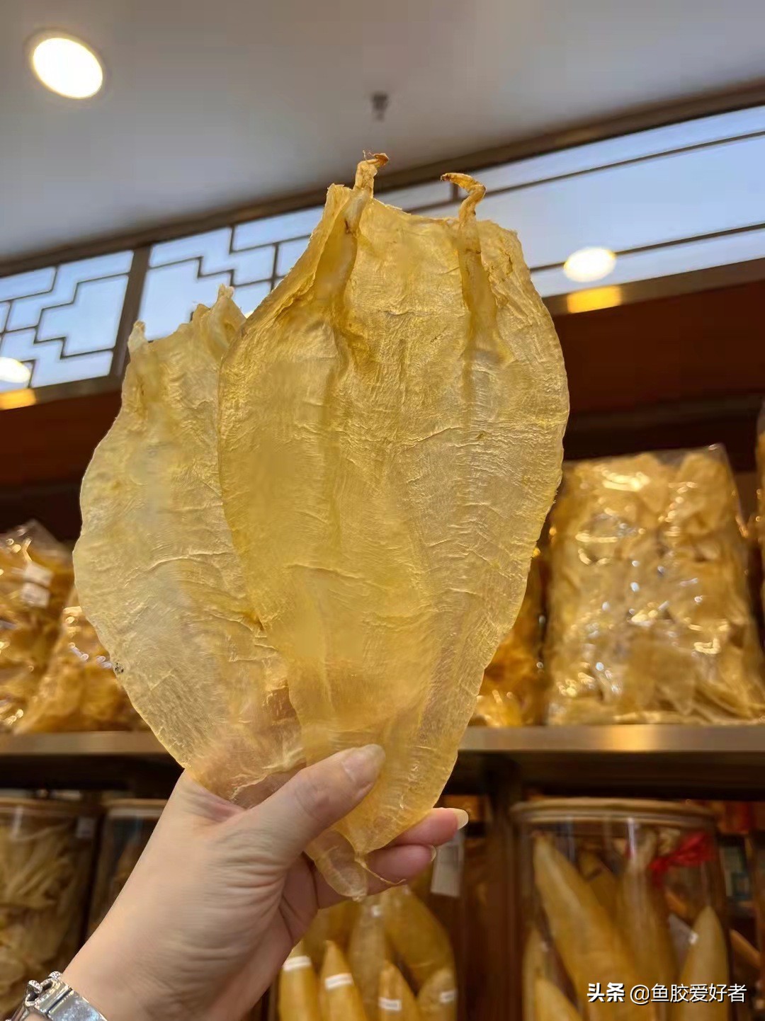 燕窝海参鱼胶滋补礼盒,怎么挑选鱼胶和燕窝