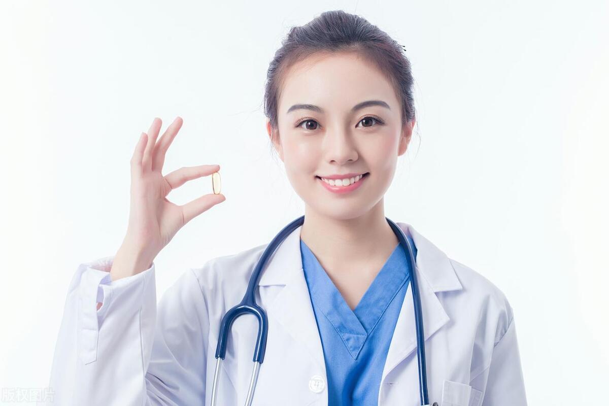 口腔诊所贵还是医院看牙贵,口腔门诊看牙医收费吗