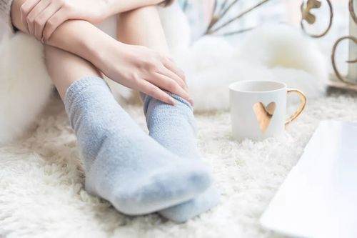 睡觉出现3种感觉暗示血管堵塞了,睡觉血管堵塞有哪些表现