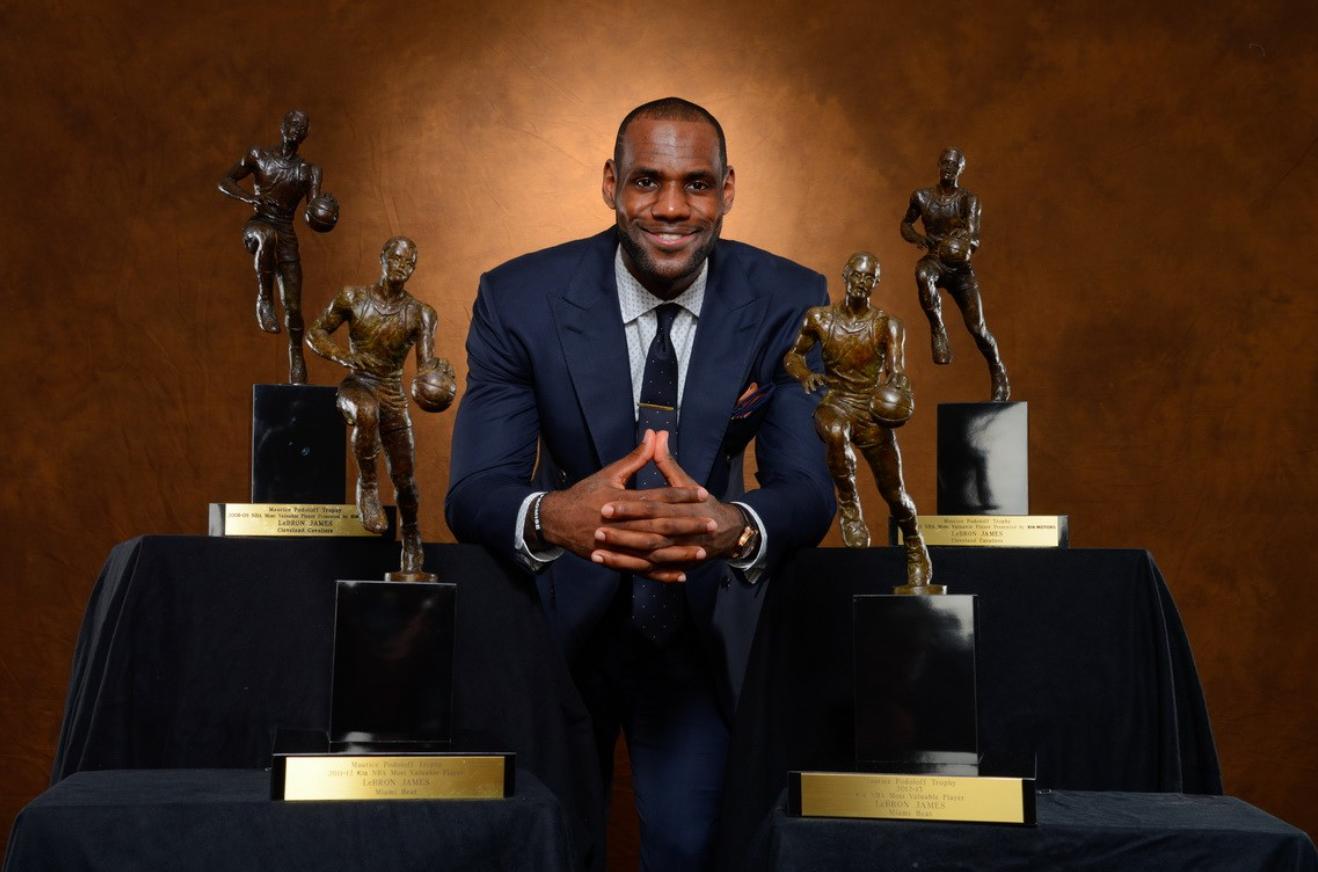 三连庄mvp什么意思,三连庄mvp获得者