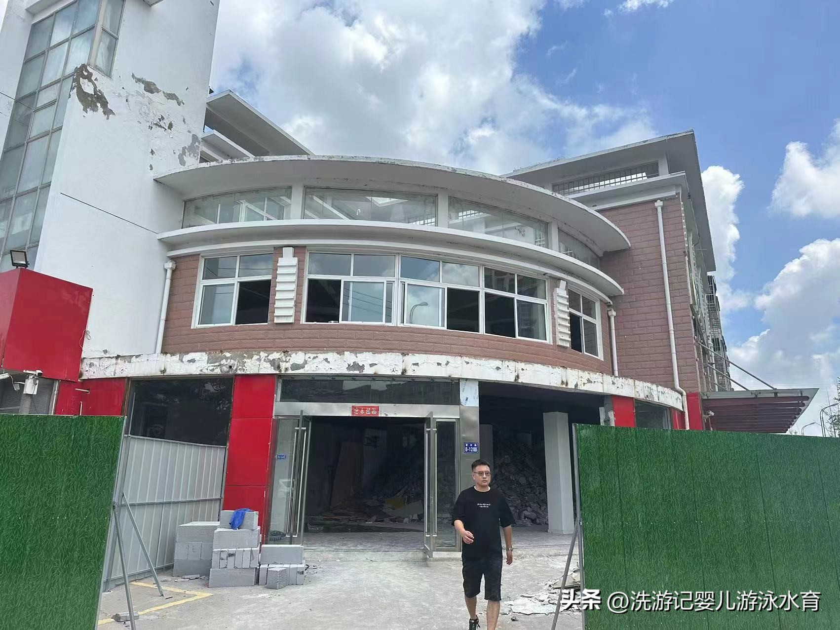 最新婴儿游泳馆装修案例,婴幼儿游泳馆装修用什么材质