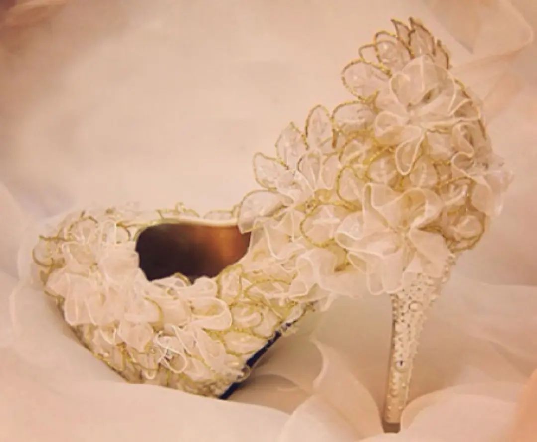 最新实体店简短卖鞋文案,鞋店出单文案吸引人