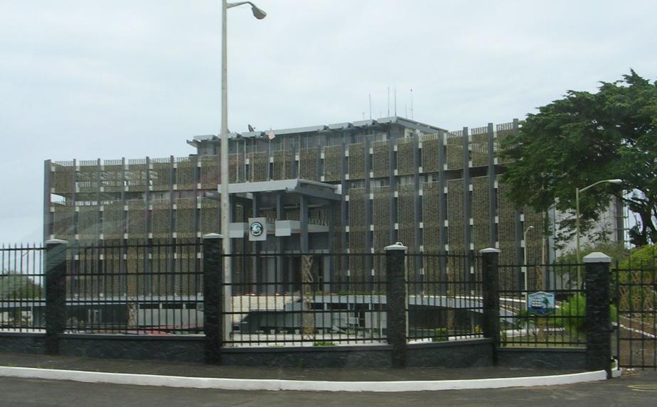 非洲残暴独裁者多伊，死得有多惨？卡扎菲、萨达姆都比他“体面”