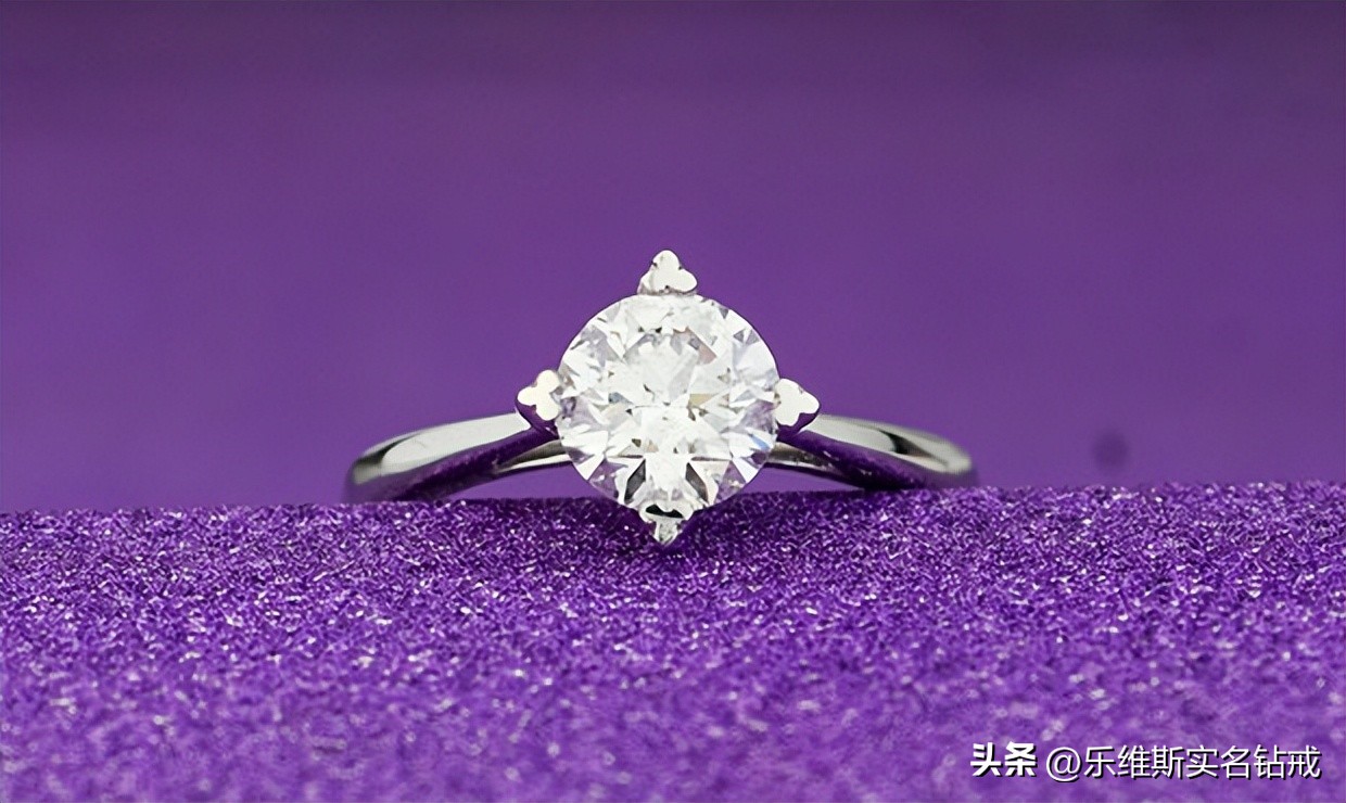 品牌钻戒铂金好还是18k金好,18k金适合什么材质的钻戒