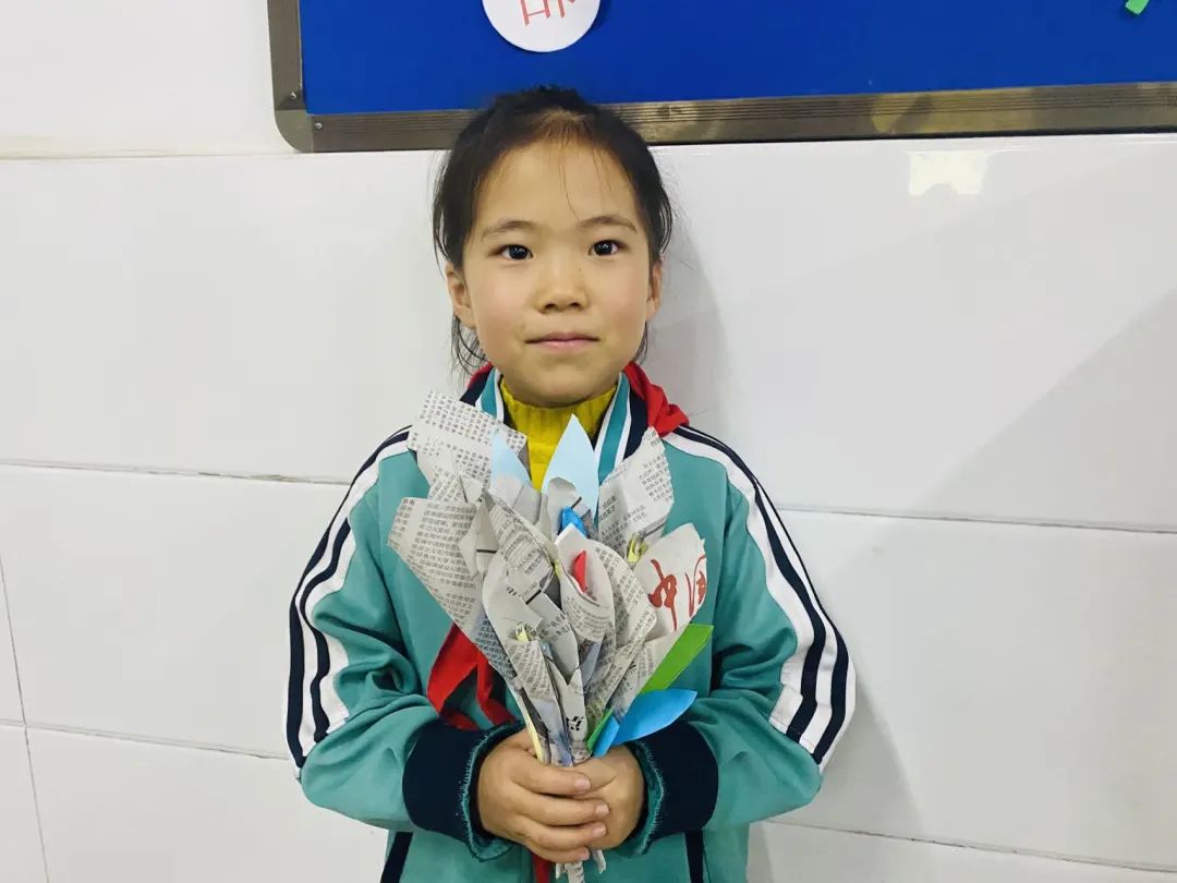 折纸社团课堂照片,手工社团折纸教案