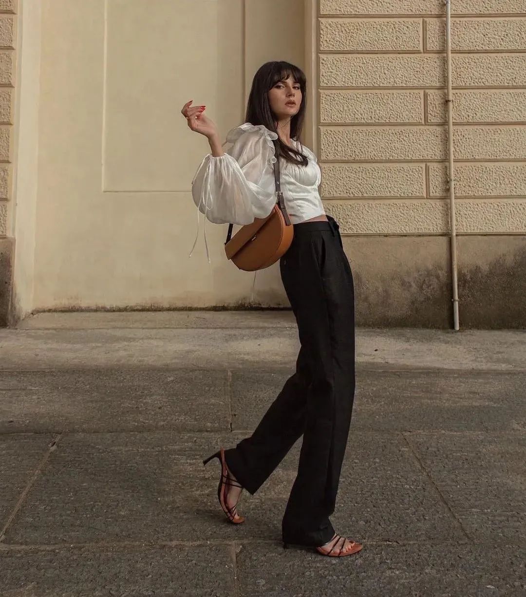 今年最火的法式风要这样穿才高级,法风穿搭必备单品