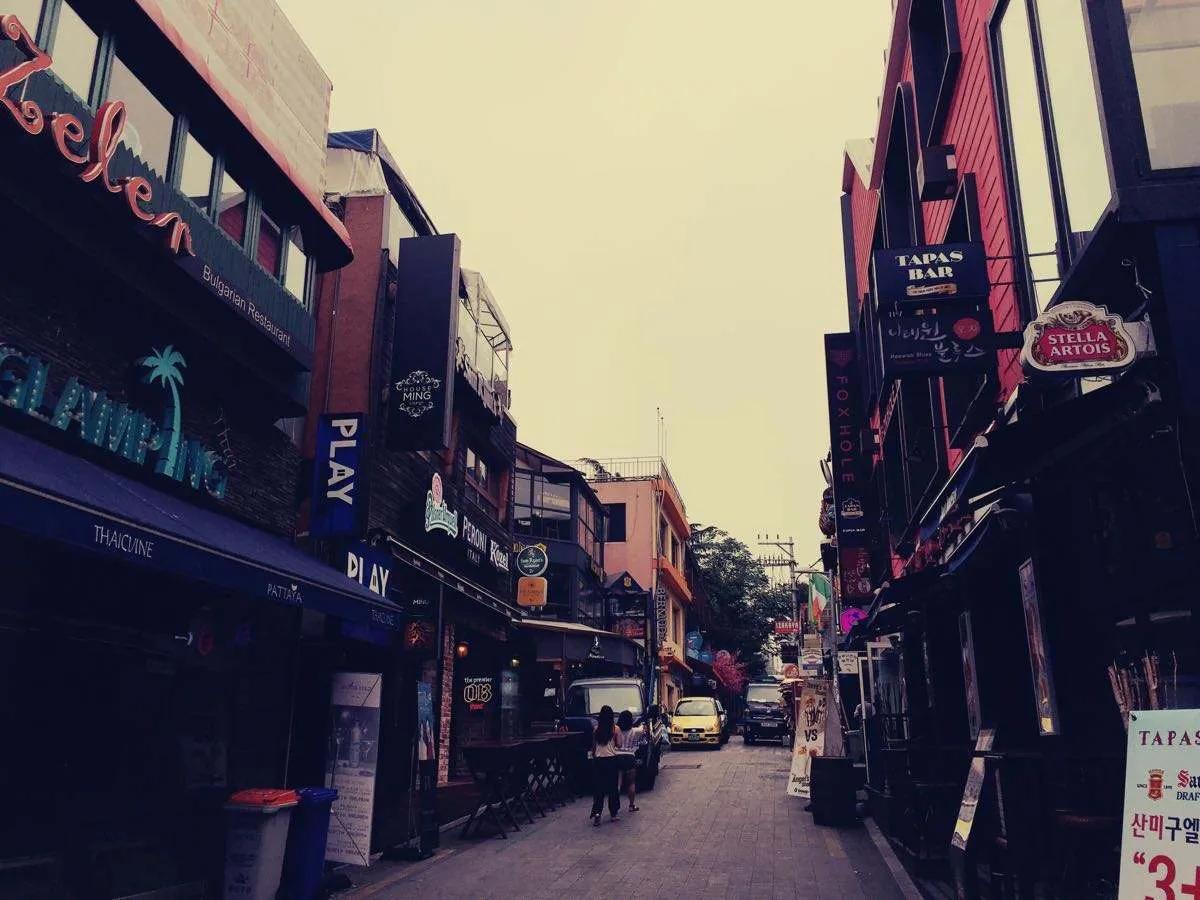 韩国梨泰院现场实景,韩国首尔梨泰院富人区别墅