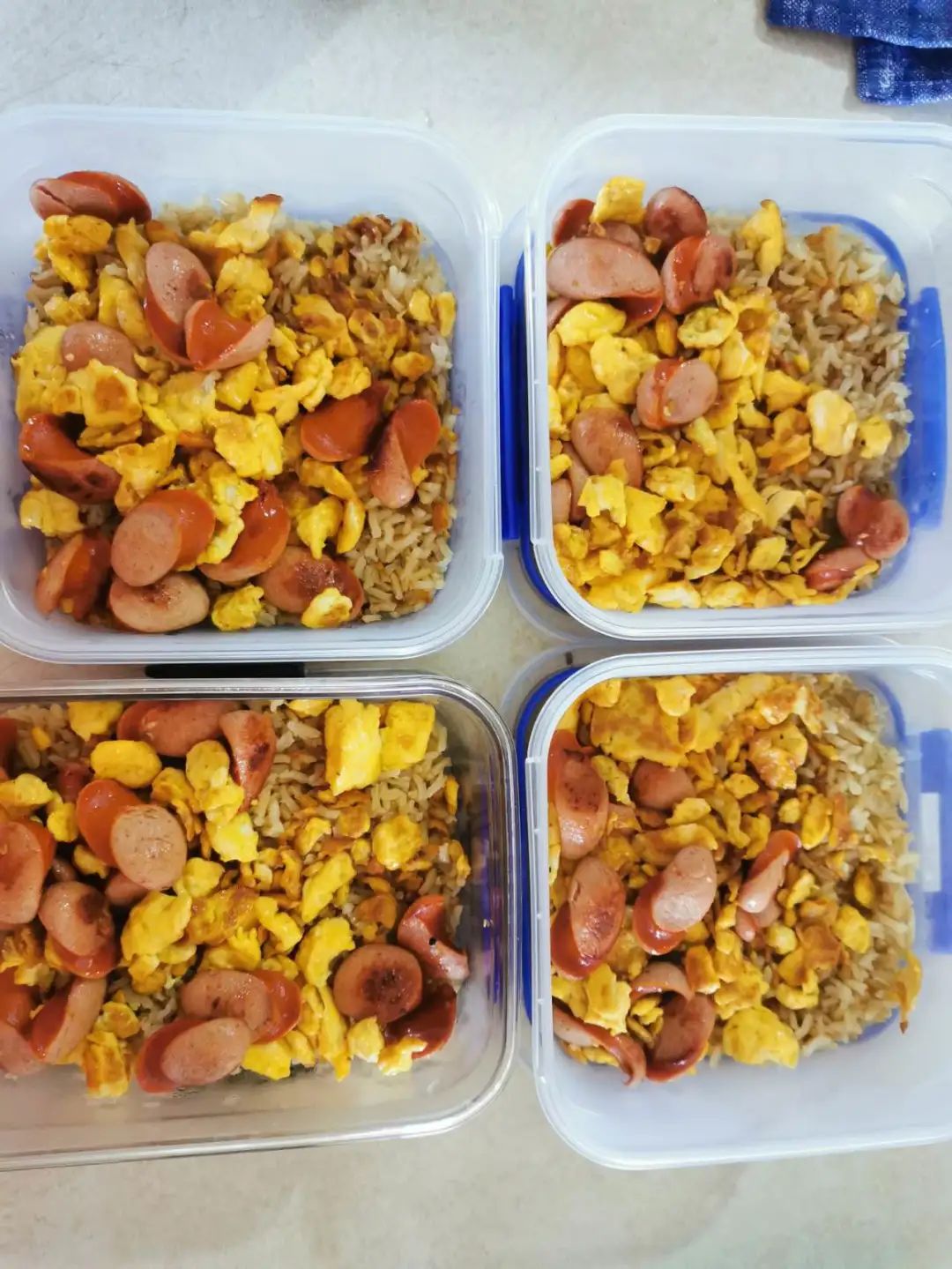 95后特特在新西兰：进厂切白菜，月入2万，感染新冠领千元补贴